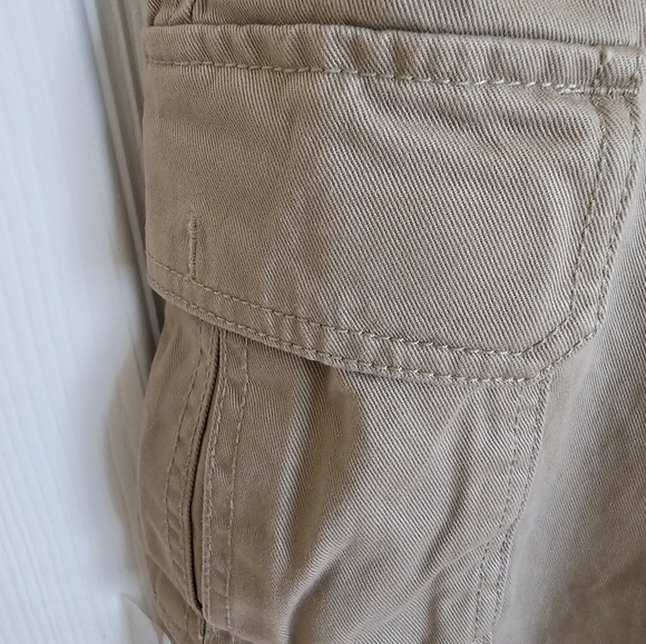 DOCKERS MEN CARGO KHAKI SHORTS SIZE 36 NWOT - Picture 11 of 15